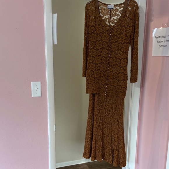 MICHI Brown Lace Wedding Dress - Picture 1 of 4